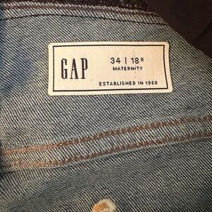 GAP Maternity jeans